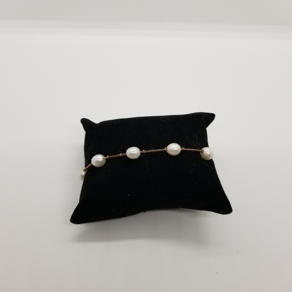 Sterling silver vermeil bracelet with round pearl beads